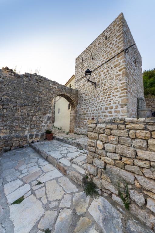 Aparthotel Castrum Novum Novigrad (Istria) ภายนอก รูปภาพ