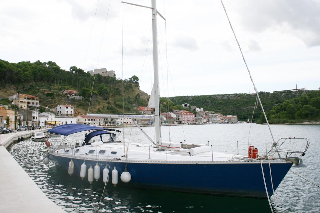 Aparthotel Castrum Novum Novigrad (Istria) ภายนอก รูปภาพ
